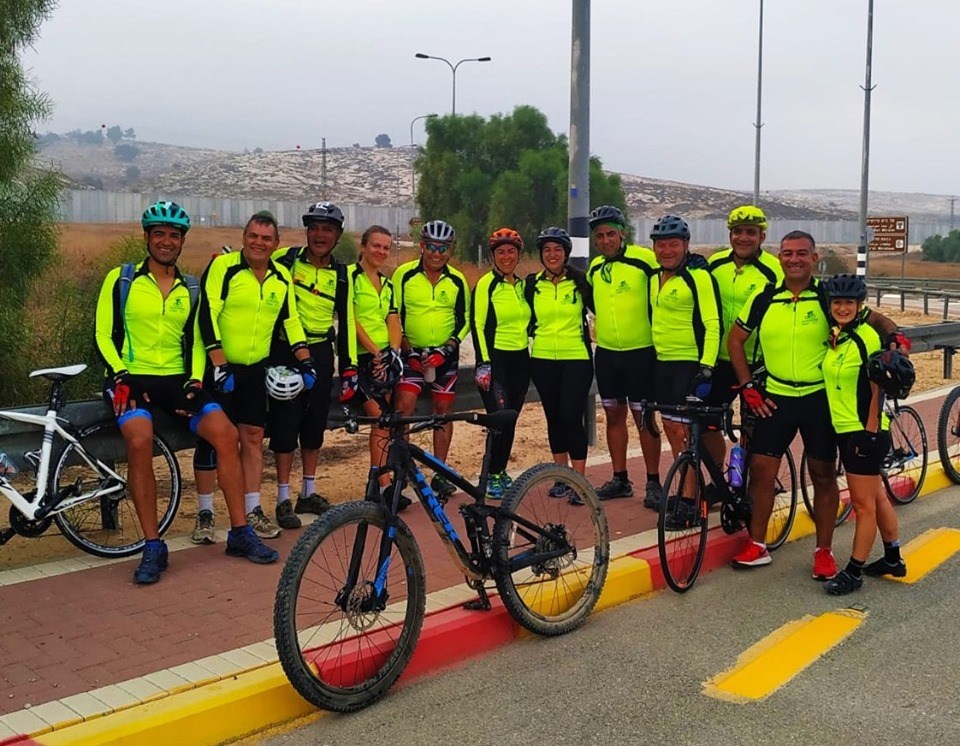 Cyclists from Israel Biking with New Jersey Jews
