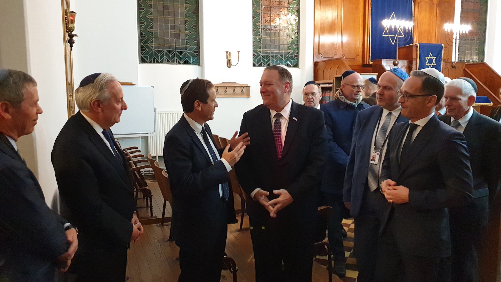 Pompeo, Maas and Herzog Visit Halle Synagogue for Memorial